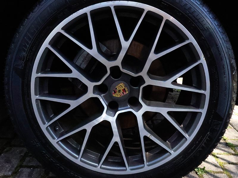Porsche Macan alloy wheel deep cleaned